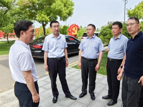 企業(yè)新聞【供水集團】水發(fā)集團黨委副書記王健一行到濰坊水發(fā)供水集團指導工作 (1).jpg